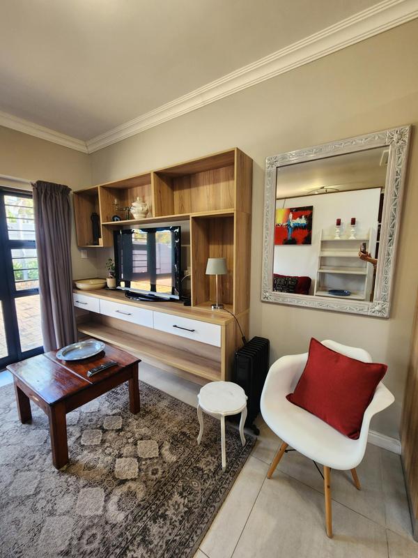 To Let 1 Bedroom Property for Rent in Vierlanden Western Cape